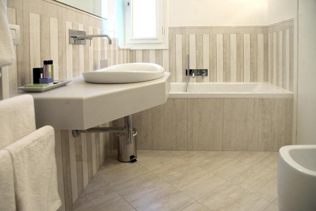 R&B Santo Stefano Bed & Breakfast Bolonya Oda fotoğraf